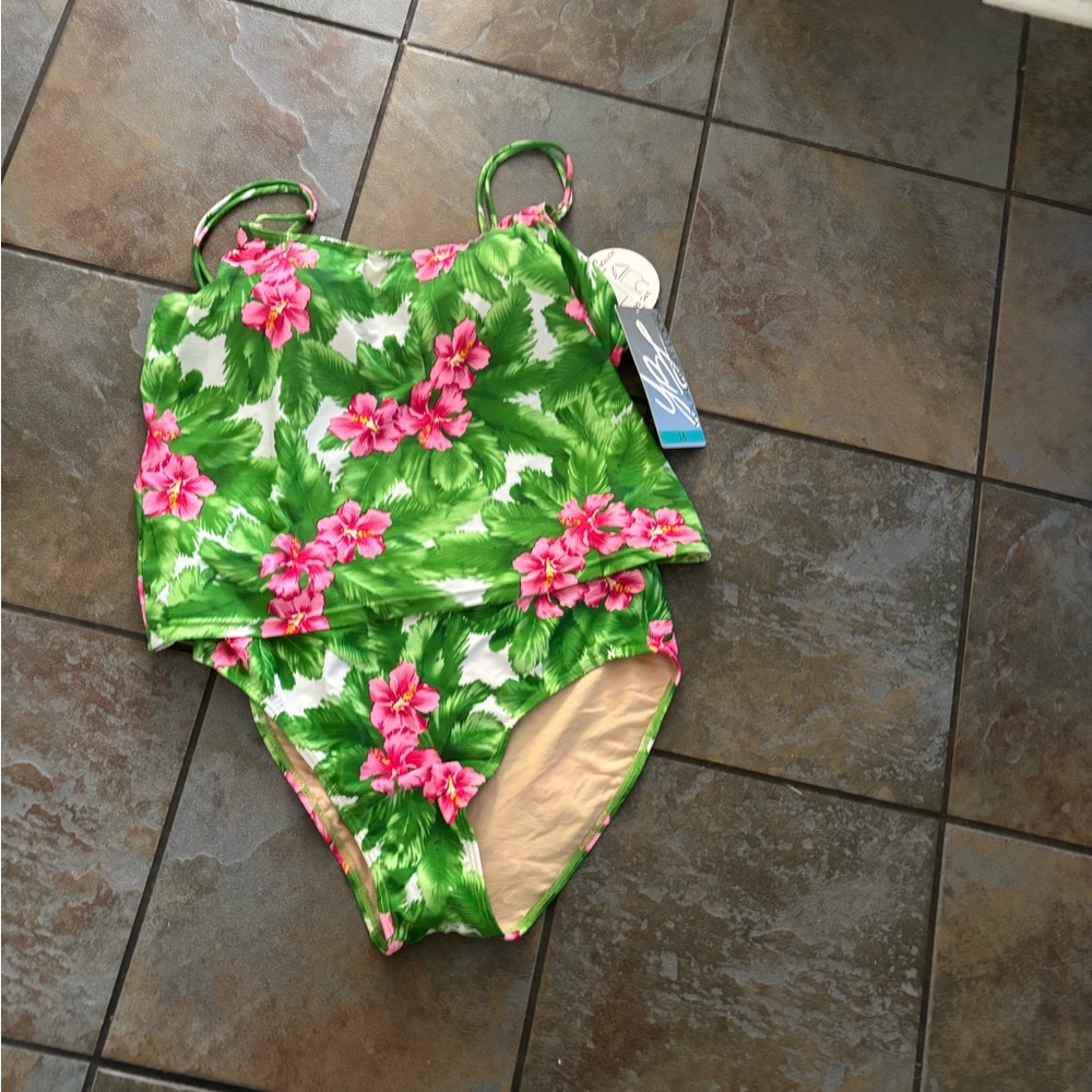 YOUR BEST LOOK brand tankini swim suit!  NWT TROPICAL PRINT